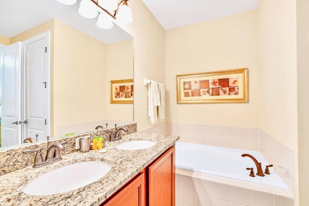 Huge 10 Bdr Family House With Arcades And Free Pool Heat Near Disney Orlando Eksteriør bilde